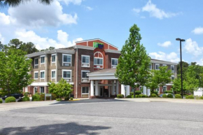 Гостиница Holiday Inn Express & Suites Southern Pines-Pinehurst Area, an IHG Hotel  Саутерн Пайнс